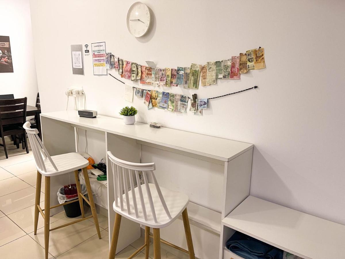Hawana Hostel Дубай Екстериор снимка